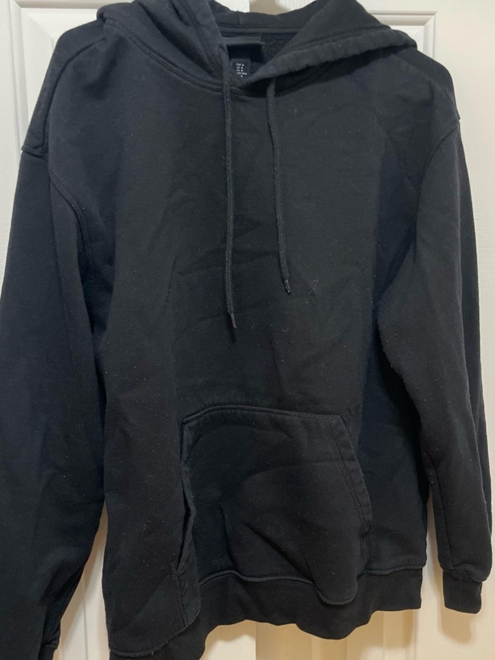 H&M Classic Black Pullover Hoodie - Everyday Essential